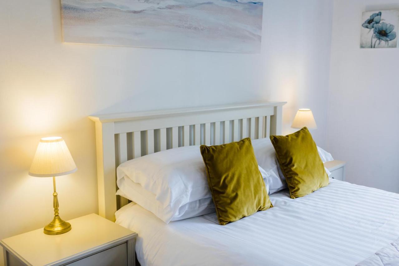May Tree Cottage Manorbier 5 Mins From The Beach Sleeps 4 외부 사진