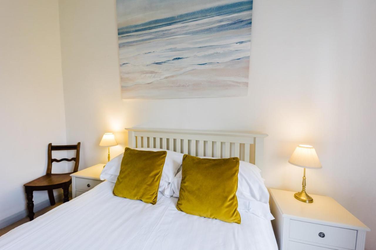 May Tree Cottage Manorbier 5 Mins From The Beach Sleeps 4 외부 사진