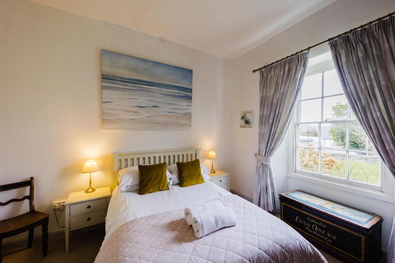 May Tree Cottage Manorbier 5 Mins From The Beach Sleeps 4 외부 사진