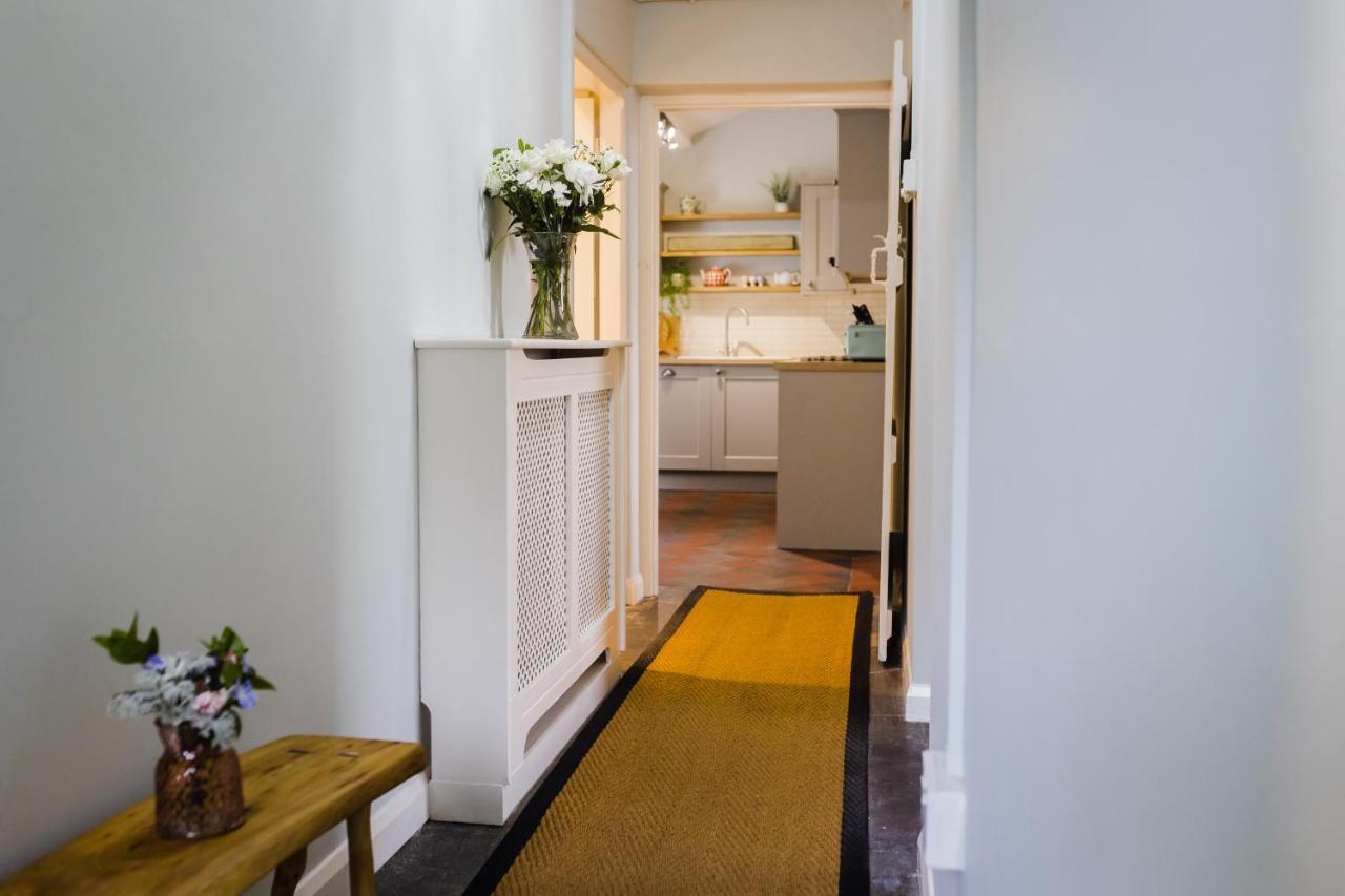 May Tree Cottage Manorbier 5 Mins From The Beach Sleeps 4 외부 사진