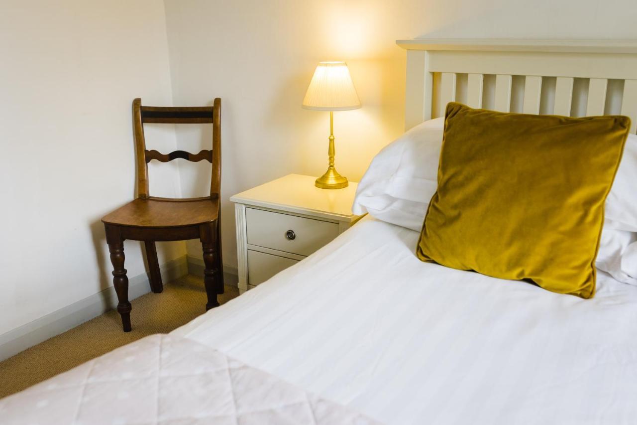 May Tree Cottage Manorbier 5 Mins From The Beach Sleeps 4 외부 사진